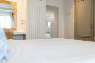 Room // Panoramic Sea View