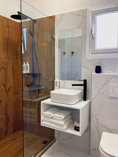 Apartment // Panoramic Pool & Sea View