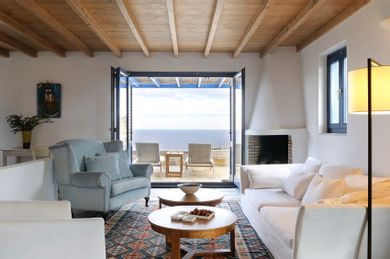 Grand Blue Villa | Sea View