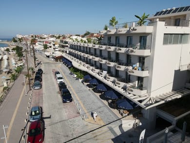 Aegean Blue Hotel - Image 2