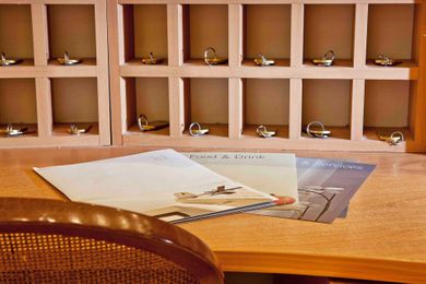 Aegean Plaza Hotel - Image 3