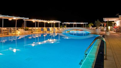 Aegialis Hotel & Spa Amorgos - Image 4