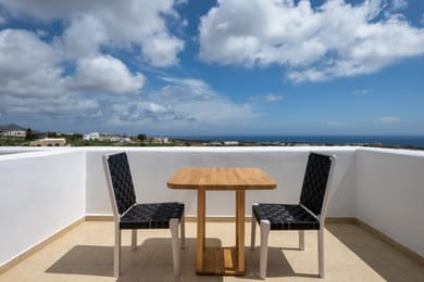 Aelia Suite Sea View with Hot Tub