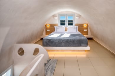 Aelia Suite Sea View with Hot Tub
