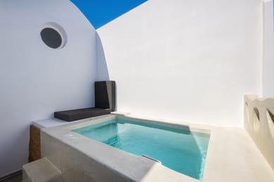 Family Suite Sea View with Outdoor Hot Tub