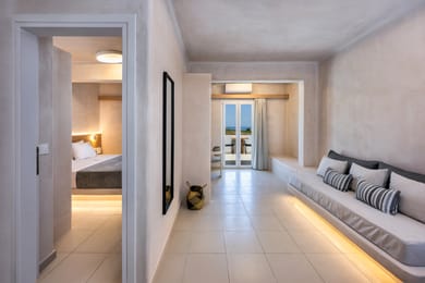 Honeymoon Suite Sea View with Hot Tub