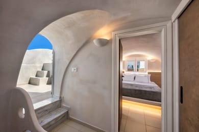 Master Suite Sea View with Hot Tub