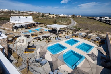 Aelia Luxury Suites - Image 2