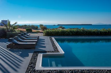 De Luxe Villa with Sea View and Swimming Pool Up to 9 Persons