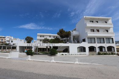 Aeolos Bay Hotel Tinos - Image 7