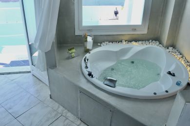 Superior Studio  "DAPHNE" Sea View  Jetted Tub 2 adults
