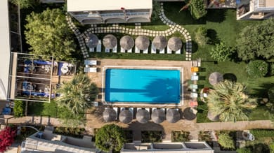 Aeolos Boutique Hotel & Suites - Image 2