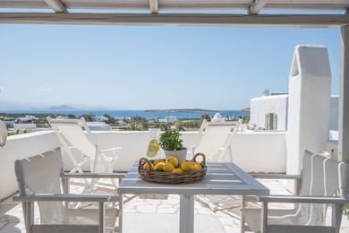 Deluxe Sea View Apartment