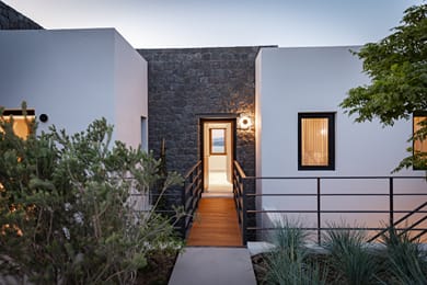 Aernia Suites & Art - Image 2