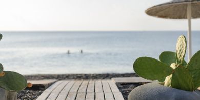 Afroditi Venus Beach Hotel & Spa Santorini - Image 4