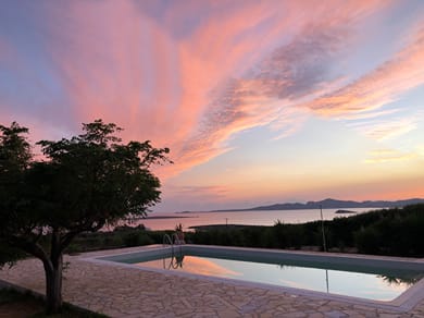 Paros Afrodite Luxury Villas - Image 3