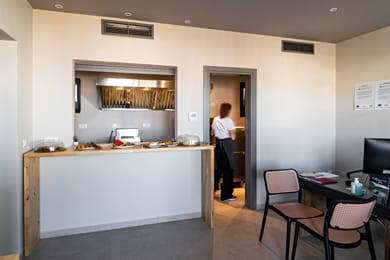 Afroessa Milos - Image 4