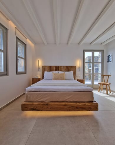 THE NEST (Double Bed Studio with Panoramic Sea View)