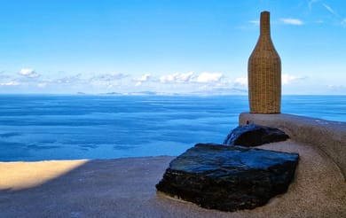 THE POND (Double Bed Space with Sea View and Private Swimming Pool)