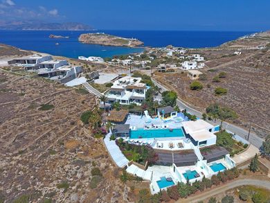 Agalia Luxury Suites - Image 3