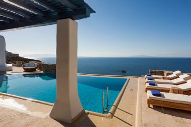 AGL Luxury Villas Daphne