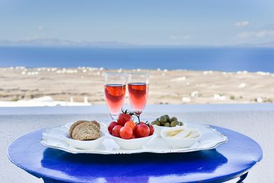 Agnadi View Villa Santorini - Image 4