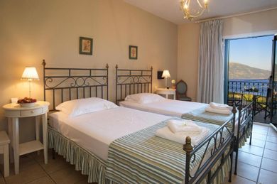 Agnantia Bed & Breakfast - Image 7