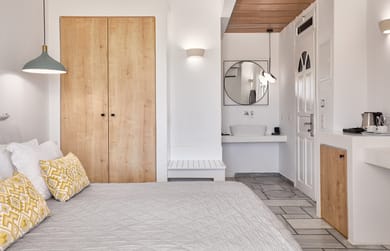 Standard Twin or Double Sea View