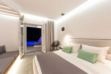 Superior Suite Private Pool Side Sea View