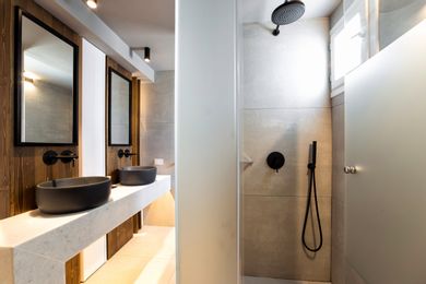 Executive Suite with Outdoor Hot Tub Sea View