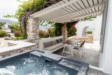 Superior Family Suite with Attic and Hot Tub