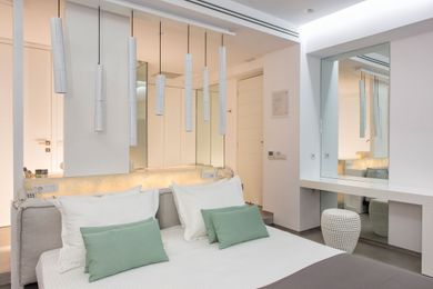 Deluxe Suite Private Pool Gym Sea View