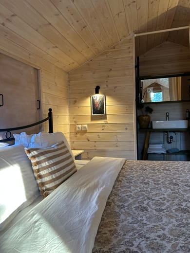 Sunflower (Glamping tent)
