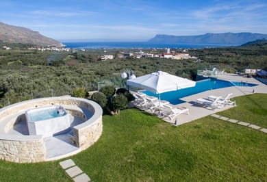 4 Bedroom | Villa FIlippa |  Kissamos | Chania