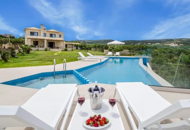 4 Bedroom | Villa FIlippa |  Kissamos | Chania