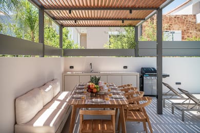 6 Bedroom | Villa Julian I Darasto Chania