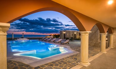 8 Bedroom | Villa Kalliste | Ferma