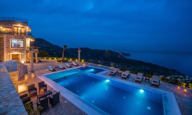 5 Bedroom | Villa Laura | Rodia