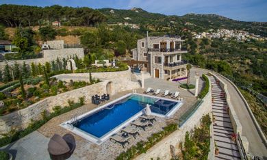 5 Bedroom | Villa Laura | Rodia