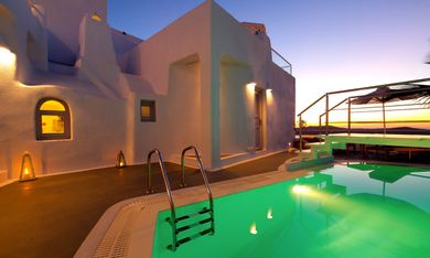 Ouranos III Cave-House Suite | Firostefani