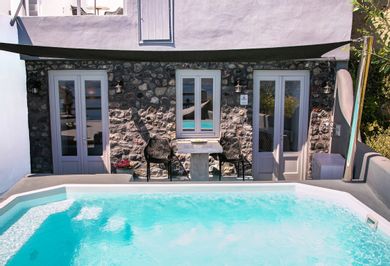 Villa Thais Hidden