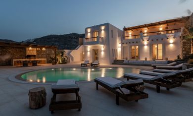 8 bedroom | Villa Brilene | Kanalia
