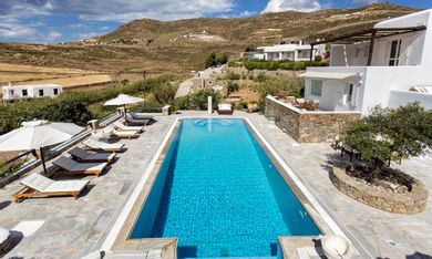 Villa Cronus