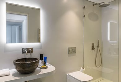 8 Bedroom | Villa Enzo | Tourlos
