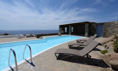 5 Bedroom | Villa Mentor | Houlakia