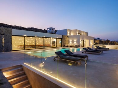 Villa Queen
