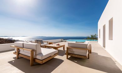 Villa VIP White