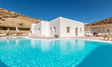 Villa VIP White