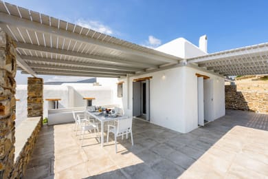 Paros Villa Aeraki