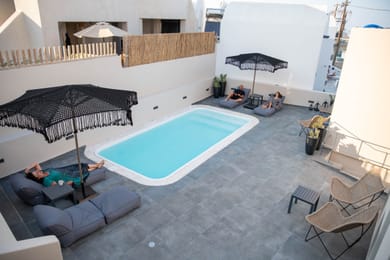 Aidani Luxurious Rooms - Image 2